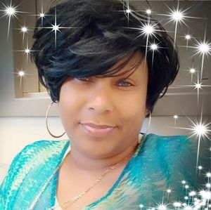 Meet your Posher, Sherell